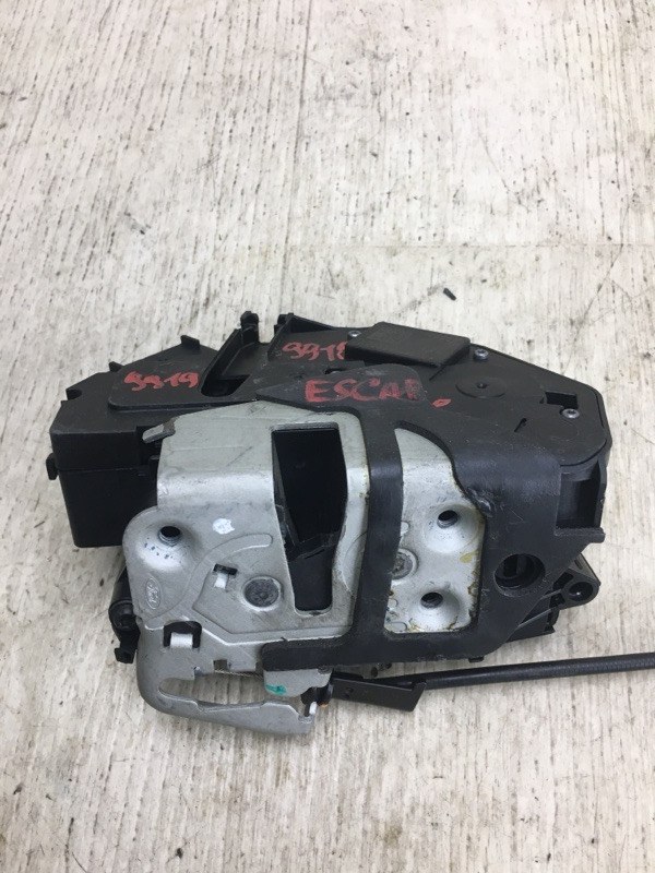 Замок двери передний правый ESCAPE 12-19 2014 TM2 2.0 HDTX