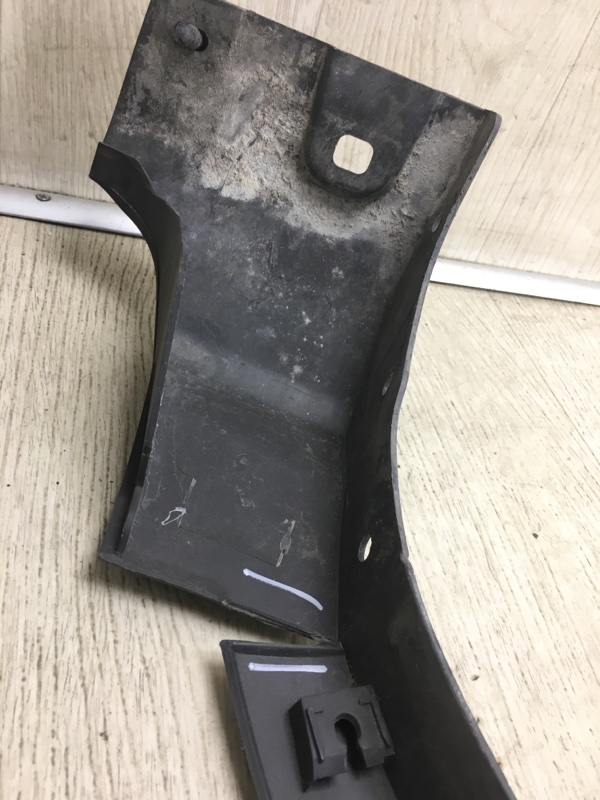 Накладка крыла (расширитель арки) передняя правая ESCAPE 12-19 2014 TM2 2.0 HDTX