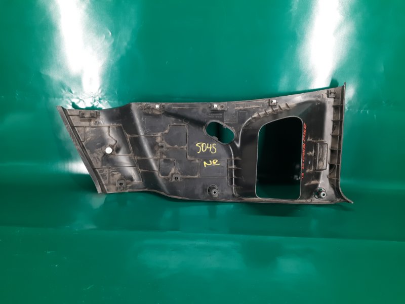 Накладка в салоне задняя левая JEEP RENEGADE (BU) 14- Wagon 2.4L I4 ZERO EVAP M-AIR Накладка в салоне задняя левая JEEP RENEGADE (BU) 14- Wagon 2.4L I4 ZERO EVAP M-AIR