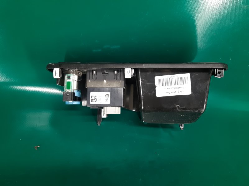 USB адаптер JEEP RENEGADE (BU) 14- Wagon 2.4L I4 ZERO EVAP M-AIR