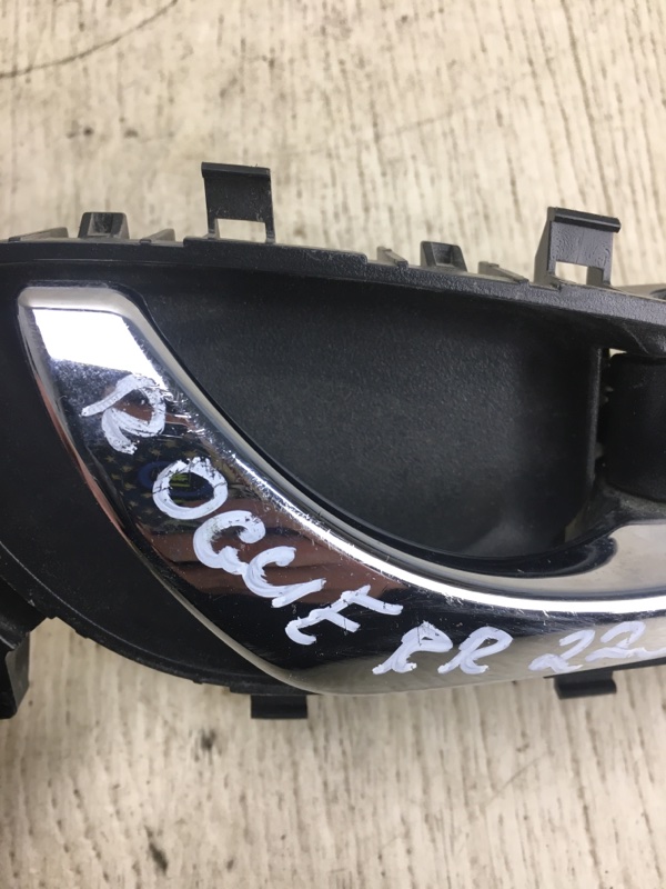 Ручка двери внутренняя задняя правая X-TRAIL/ROGUE T32 13-20 2015 T32 2.5 QR25DE