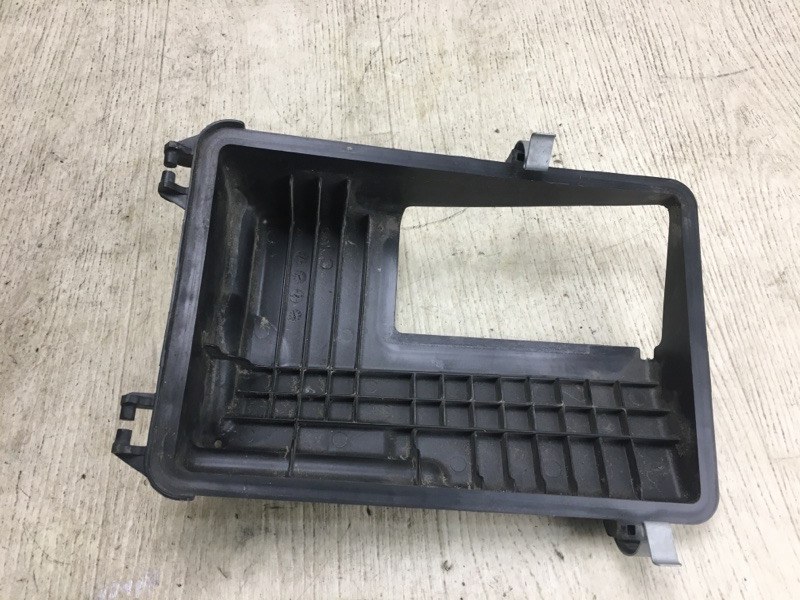 Корпус воздушного фильтра NISSAN X-TRAIL/ROGUE T32 13-20 T32 2.5 QR25DE