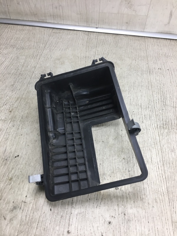 Корпус воздушного фильтра X-TRAIL/ROGUE T32 13-20 2015 T32 2.5 QR25DE