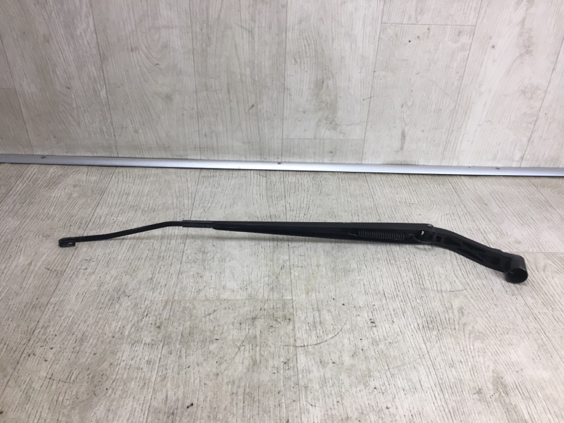 Поводок стеклоочистителя передний правый X-TRAIL/ROGUE T32 13-20 2015 T32 2.5 QR25DE