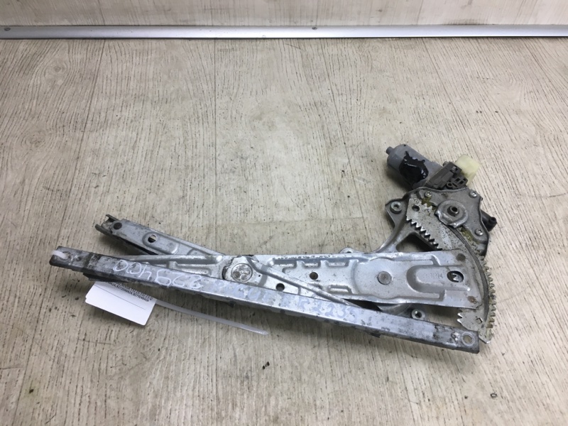 Стеклоподъемник задний правый NISSAN X-TRAIL/ROGUE T32 13-20 2015 T32 2.5 QR25DE 82720-4BA2A Б/У