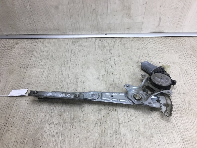 Стеклоподъемник задний левый X-TRAIL/ROGUE T32 13-20 2015 T32 2.5 QR25DE