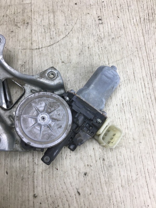 Стеклоподъемник задний левый NISSAN X-TRAIL/ROGUE T32 13-20 T32 2.5 QR25DE