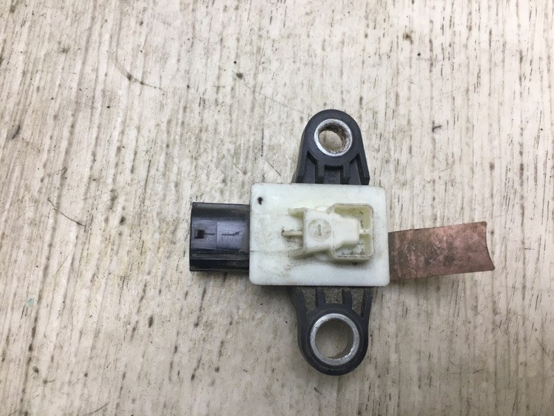 Датчик удара X-TRAIL/ROGUE T32 13-20 2015 T32 2.5 QR25DE