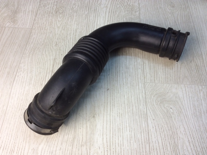 Запчасть патрубок воздушного фильтра JEEP PATRIOT 10-17 2015 MK74 2.4 ED3 4891621AC Б/У Патрубок воздушного фильтра JEEP PATRIOT 10-17 2015 MK74 2.4 ED3 4891621AC Б/У