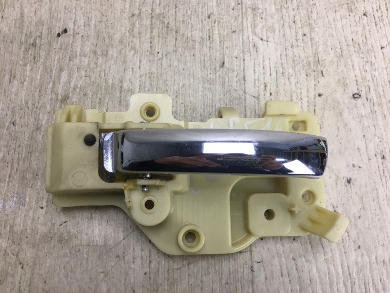 Запчасть ручка двери внутренняя передняя левая JEEP COMPASS 06-16 2016 MK49 2.0 ECN 1JU99SZ0AA Б/У Ручка двери внутренняя передняя левая JEEP COMPASS 06-16 2016 MK49 2.0 ECN 1JU99SZ0AA Б/У