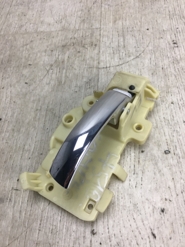 Ручка двери внутренняя передняя левая JEEP COMPASS 06-16 MK49 2.0 ECN Ручка двери внутренняя передняя левая JEEP COMPASS 06-16 MK49 2.0 ECN