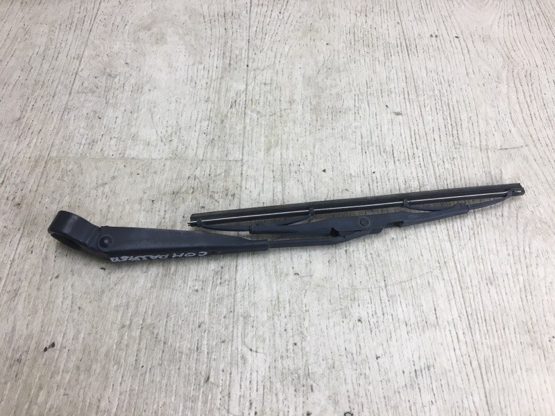 Запчасть поводок стеклоочистителя задний JEEP COMPASS 06-16 2016 MK49 2.0 ECN 5183275AA Б/У Поводок стеклоочистителя задний JEEP COMPASS 06-16 2016 MK49 2.0 ECN 5183275AA Б/У