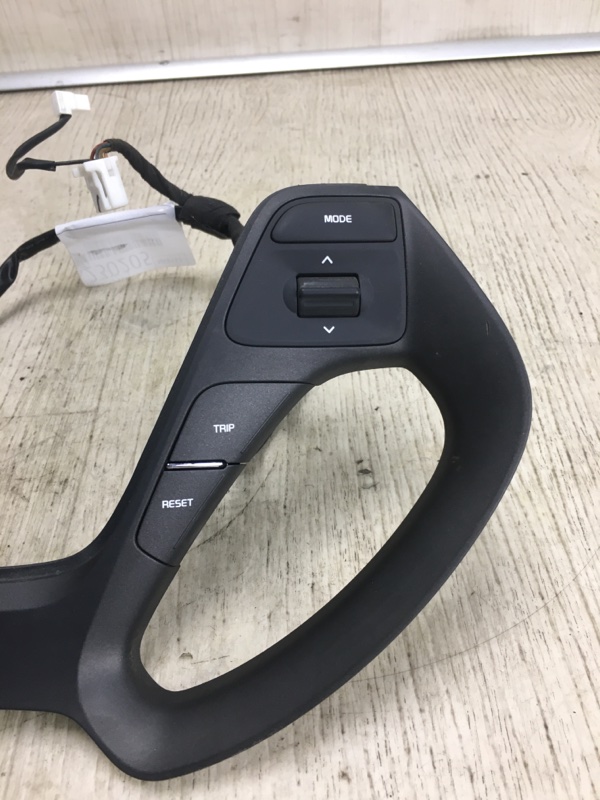 Кнопки на руль FORTE YD 12- 2015 YD 1.8 G4NB