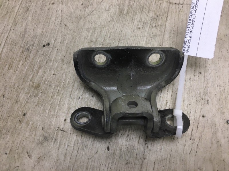 Петля двери верхняя задняя правая FORTE YD 12- 2015 YD 1.8 G4NB Петля двери верхняя задняя правая FORTE YD 12- 2015 YD 1.8 G4NB