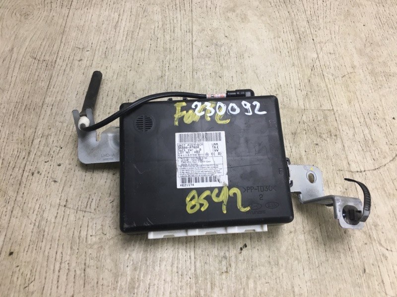 Блок комфорта KIA FORTE YD 12- 2015 YD 1.8 G4NB 95400-A7630 Б/У