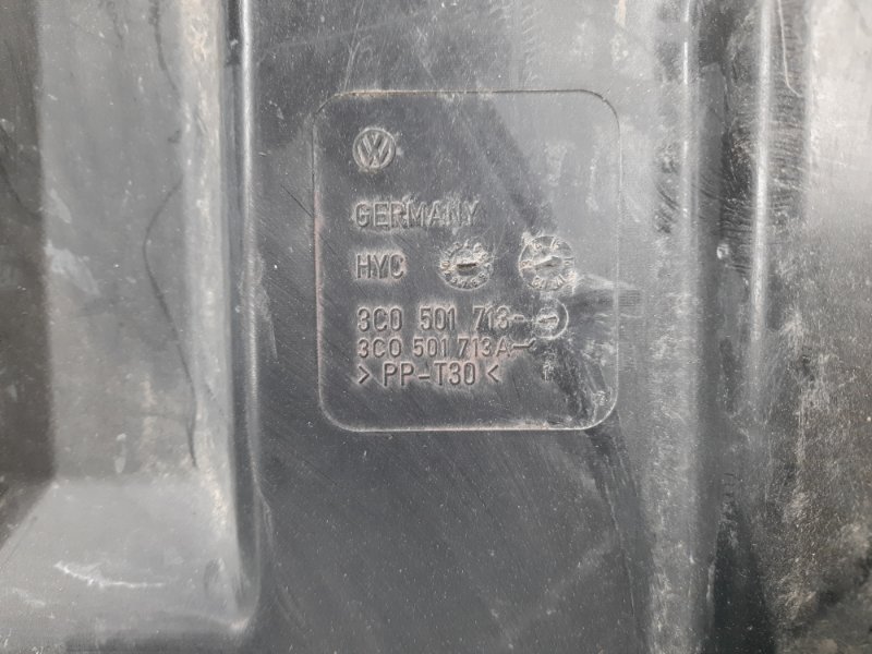 Защита заднего бампера VOLKSWAGEN JETTA USA 10-17 Седан 1.4L TSI I-4 Turbocharged