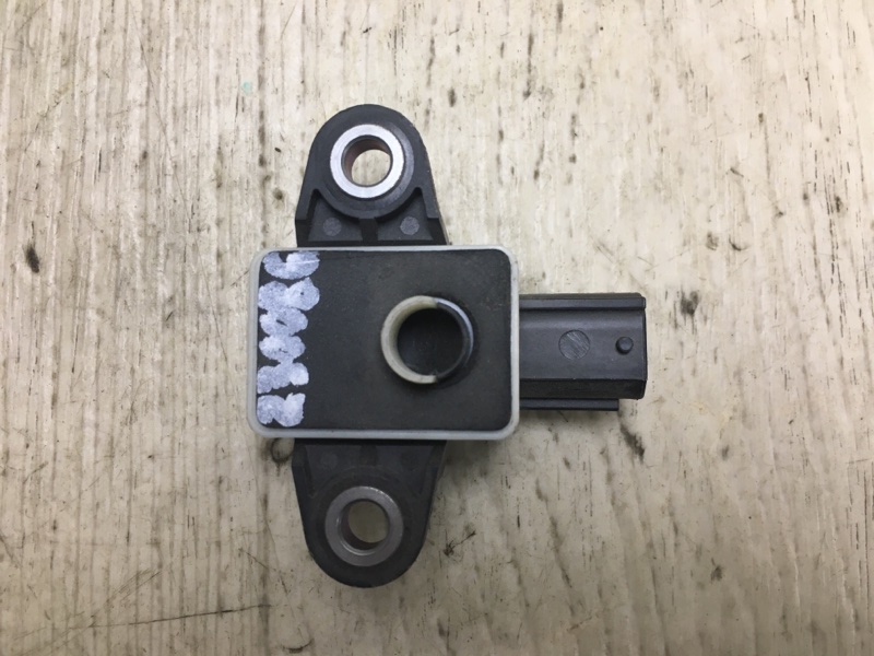 Датчик удара KIA FORTE YD 12- 2015 YD 1.8 G4NB 95920-A3000 Б/У