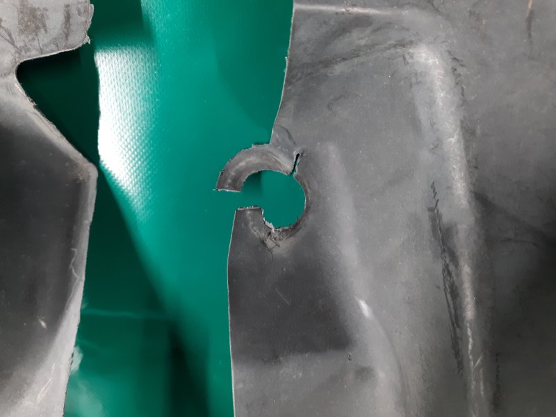 Подкрылок задний левый CHEROKEE 14- 2017 Wagon 2.4L I4 FI DOHC 16V NF4 Подкрылок задний левый CHEROKEE 14- 2017 Wagon 2.4L I4 FI DOHC 16V NF4