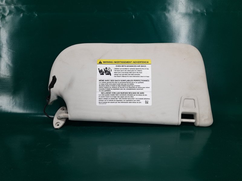 Козырек солнцезащитный левый FORD FOCUS 10-18 2013 Хетчбек 2.0 C20HDEX F1EZ-5804105-BA Б/У