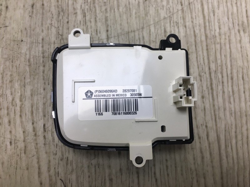 Кнопки на руль левые COMPASS 06-16 2016 MK49 2.0 ECN Кнопки на руль левые COMPASS 06-16 2016 MK49 2.0 ECN