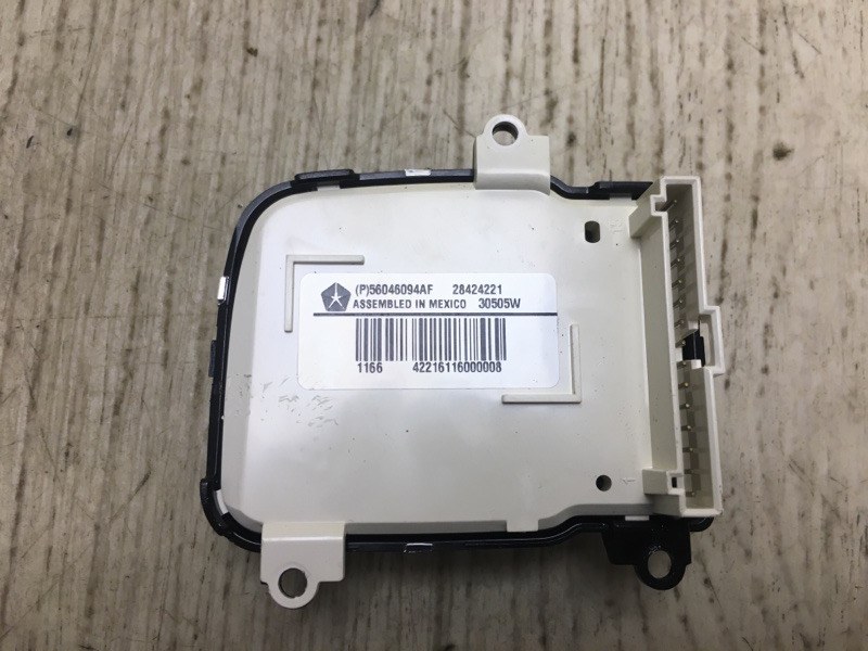 Кнопки на руль правые COMPASS 06-16 2016 MK49 2.0 ECN Кнопки на руль правые COMPASS 06-16 2016 MK49 2.0 ECN