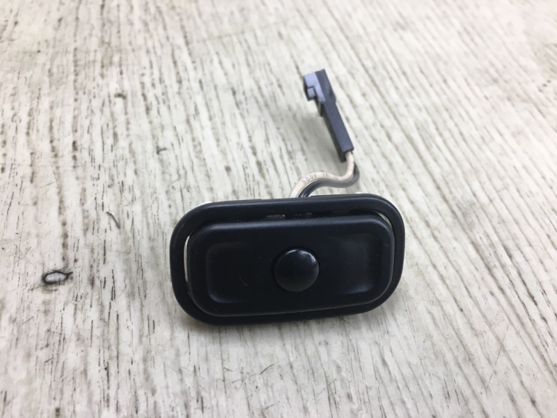 Запчасть кнопки на руль задние правые JEEP COMPASS 06-16 2016 MK49 2.0 ECN 56046098AD Б/У Кнопки на руль задние правые JEEP COMPASS 06-16 2016 MK49 2.0 ECN 56046098AD Б/У