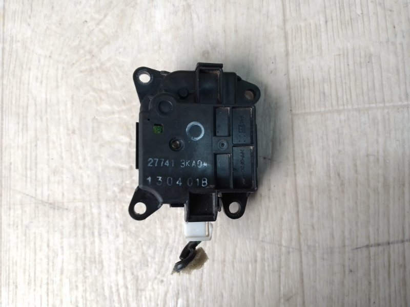 Моторчик заслонки печки NISSAN PATHFINDER R52 12-21 2013 R52 3.5 VQ35DE 27741-3KA0A Б/У