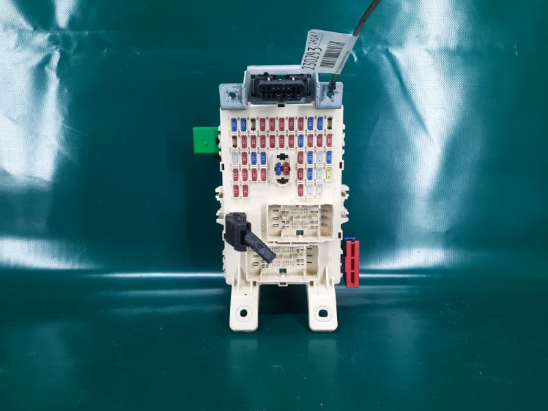 Блок предохранителей салон HYUNDAI ACCENT RB 10- 2011 1.6L 4 91950-1R541 Б/У