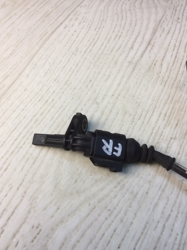 Датчик ABS передний правый JETTA USA 10-17 2011 162 CBTA 2.5L