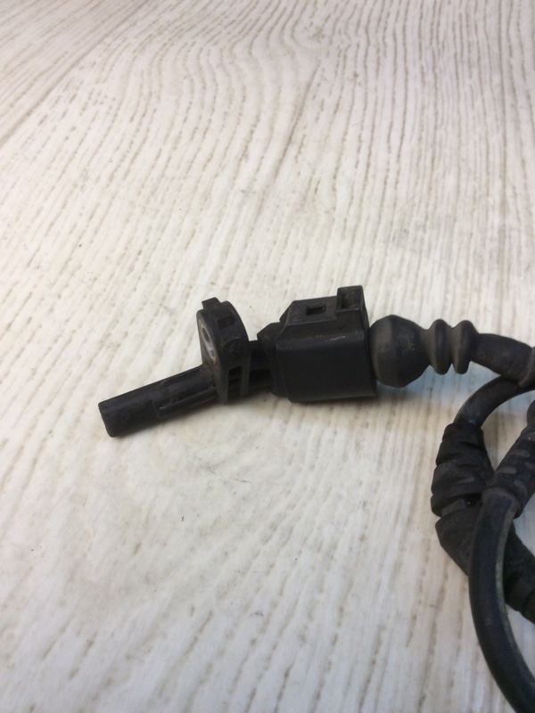 Датчик ABS передний левый JETTA USA 10-17 2011 162 CBTA 2.5L