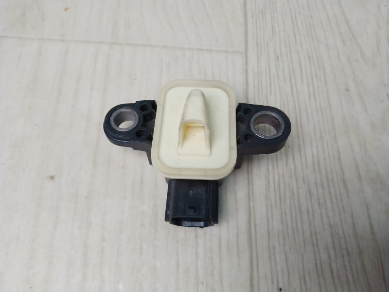 Запчасть датчик удара передний левый NISSAN PATHFINDER R52 12-21 2013 R52 3.5 VQ35DE 98836-1MA0A Б/У Датчик удара передний левый NISSAN PATHFINDER R52 12-21 2013 R52 3.5 VQ35DE 98836-1MA0A Б/У