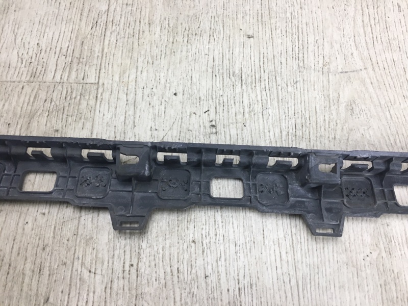 Кронштейн порога левый HYUNDAI SONATA LF 2014- LF 2.4 G4KJ