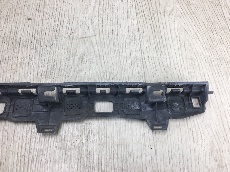 Кронштейн порога левый SONATA LF 2014- 2015 LF 2.4 G4KJ