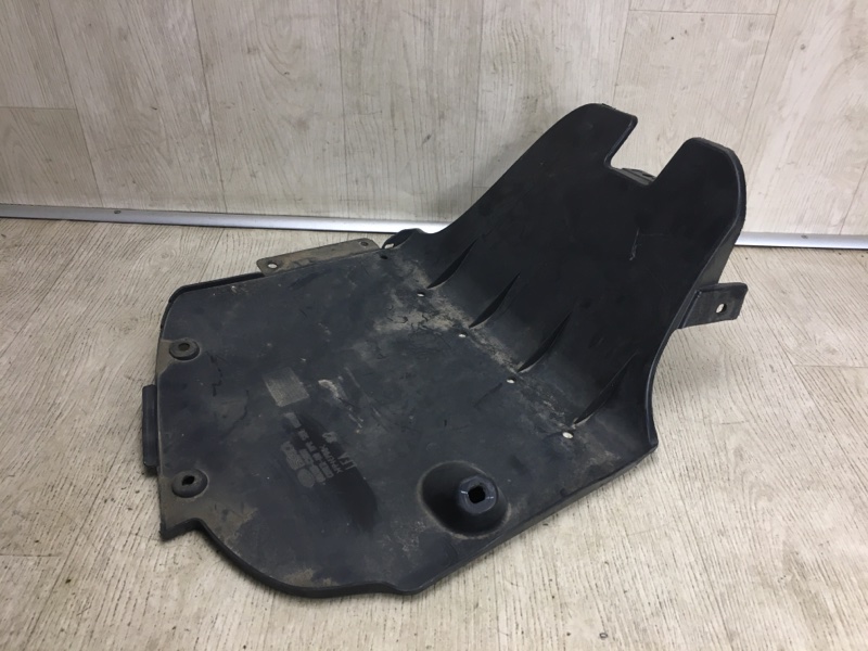 Защита заднего бампера левая HYUNDAI SONATA LF 2014- 2015 LF 2.4 G4KJ 86698-C2000 Б/У