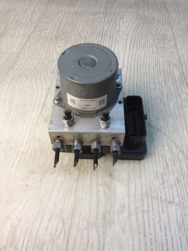 Блок ABS 200 14-16 2016 UF 2.4 ED6