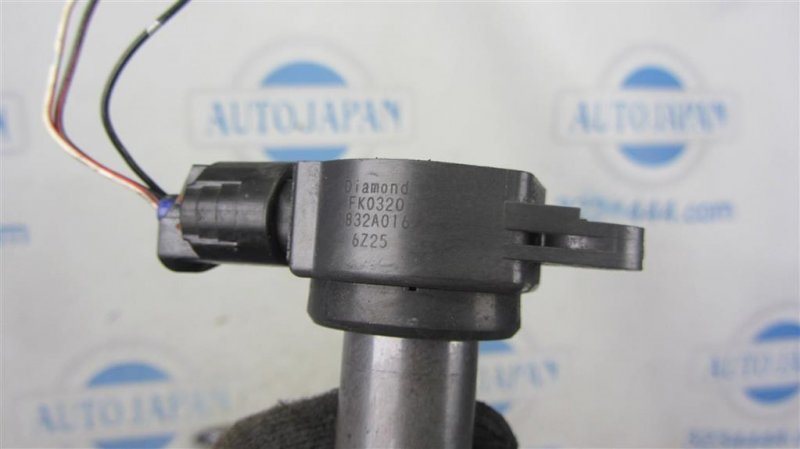 Катушка зажигания MITSUBISHI OUTLANDER XL 05-13 Внедорожник 3.0