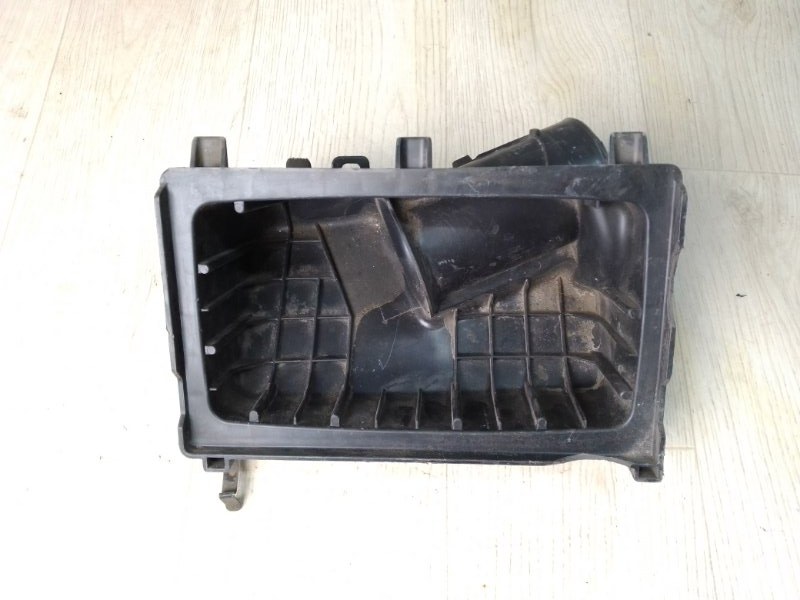 Корпус воздушного фильтра PATHFINDER R52 12-21 2013 R52 3.5 VQ35DE