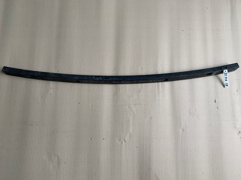 Усилитель переднего бампера TOYOTA CARINA E 92-98 52131-21030 Б/У