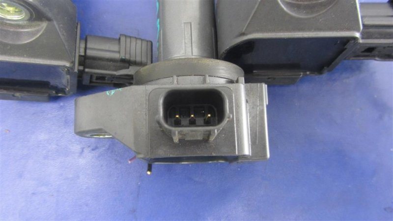 Катушка зажигания TLX 14-17 2014 Седан 2.4 Катушка зажигания TLX 14-17 2014 Седан 2.4