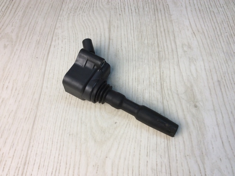 Катушка зажигания VOLKSWAGEN JETTA USA 10-17 2017 162 1.4 CZTA 04E 905 110 K Б/У