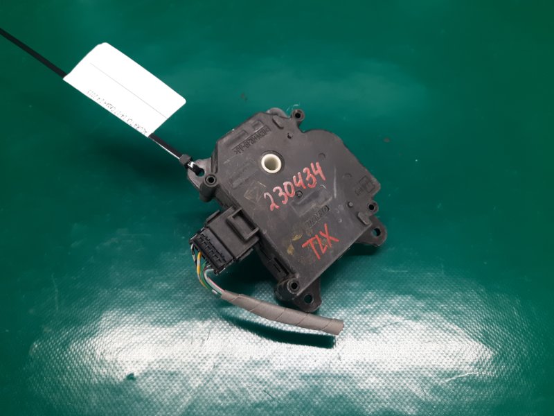 Моторчик заслонки печки TLX 14-17 2015 Седан 2.4