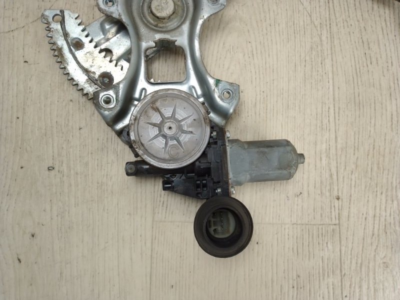 Стеклоподъемник задний левый NISSAN PATHFINDER R52 12-21 R52 3.5 VQ35DE