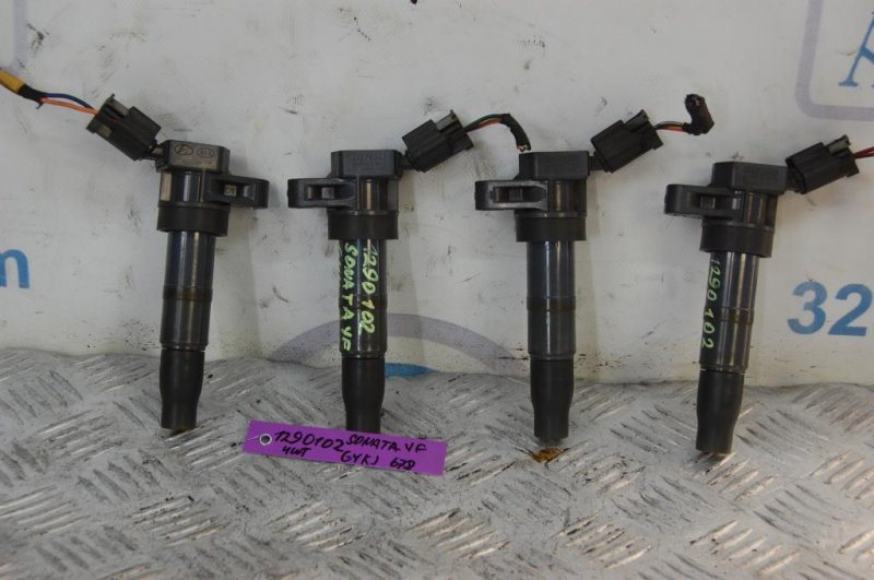 Запчасть катушка зажигания HYUNDAI SONATA YF 10-14 27300-3F100 Б/У Катушка зажигания HYUNDAI SONATA YF 10-14 27300-3F100 Б/У