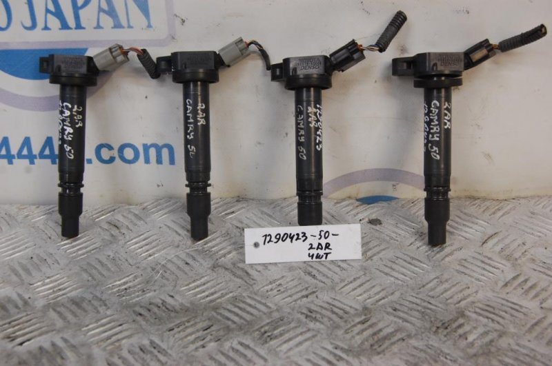 Запчасть катушка зажигания TOYOTA CAMRY 50 12-15 2013 ASV50 2.5 2ARFE 90919-A2005 Б/У Катушка зажигания TOYOTA CAMRY 50 12-15 2013 ASV50 2.5 2ARFE 90919-A2005 Б/У