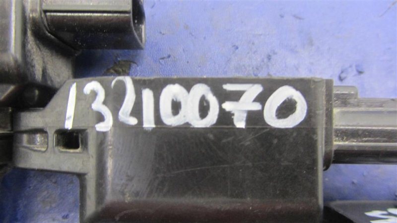 Катушка зажигания 3 BL 09-13 2013 Седан 2.0 Катушка зажигания 3 BL 09-13 2013 Седан 2.0