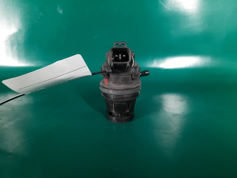 Насос омывателя стекла 5 CR 05-10 2009 Минивен 2.3 Насос омывателя стекла 5 CR 05-10 2009 Минивен 2.3