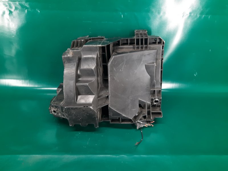 Блок предохранителей моторный отсек NISSAN ROGUE 08-15 2.5 QR25DE