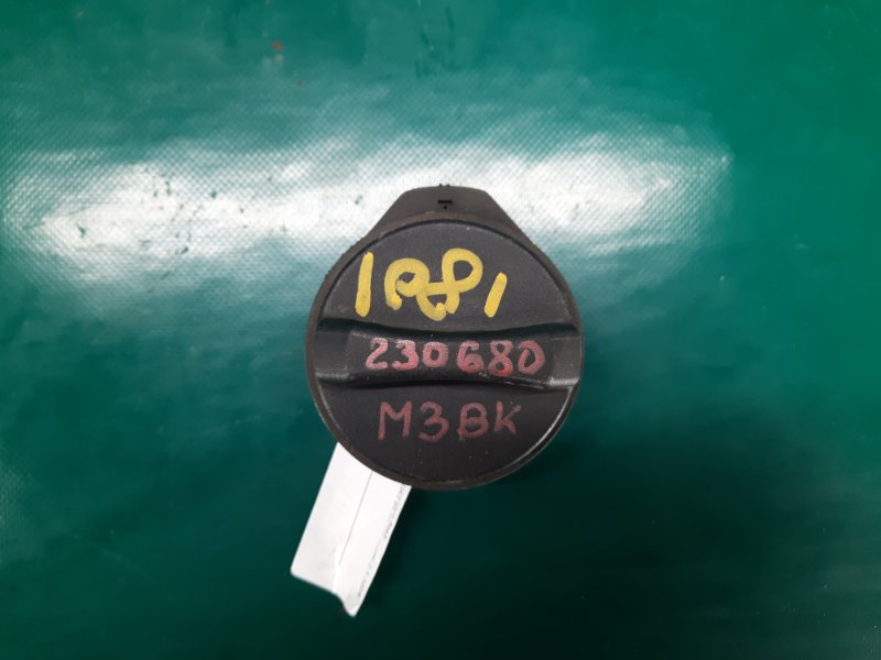 Крышка топливного бака 3 BK 03-08 2004 Седан 2.3