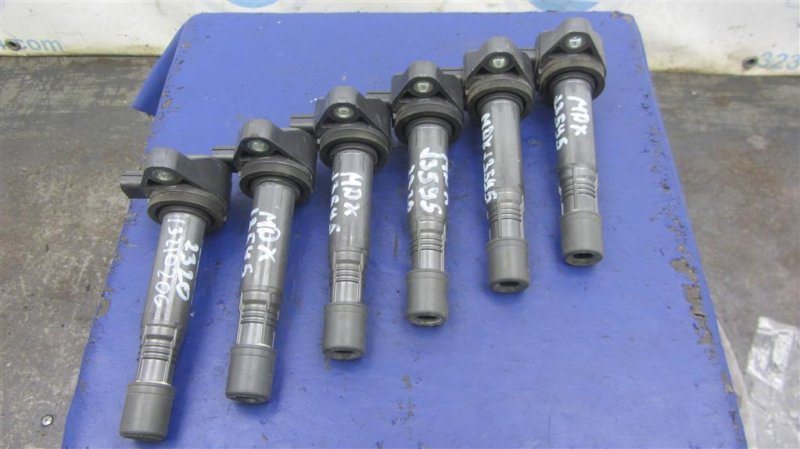 Запчасть катушка зажигания ACURA MDX (YD3) 13-21 2014 Внедорожник 3.5 30520-5G0-A01 Б/У Катушка зажигания ACURA MDX (YD3) 13-21 2014 Внедорожник 3.5 30520-5G0-A01 Б/У