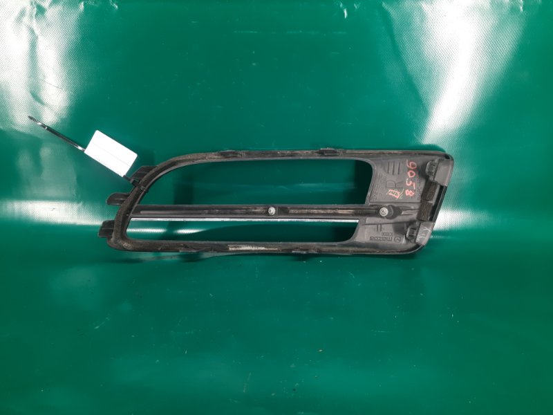 Накладка противотуманной фары передняя правая CX-9 06-16 2008 Внедорожник 3.7 Накладка противотуманной фары передняя правая CX-9 06-16 2008 Внедорожник 3.7